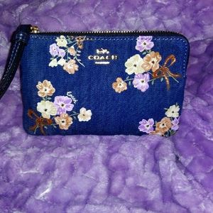 *BNWT*COACH DENIM WRISTLET